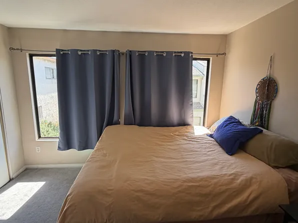 5249 Colodny Dr Unit D1, Agoura Hills, CA 91301