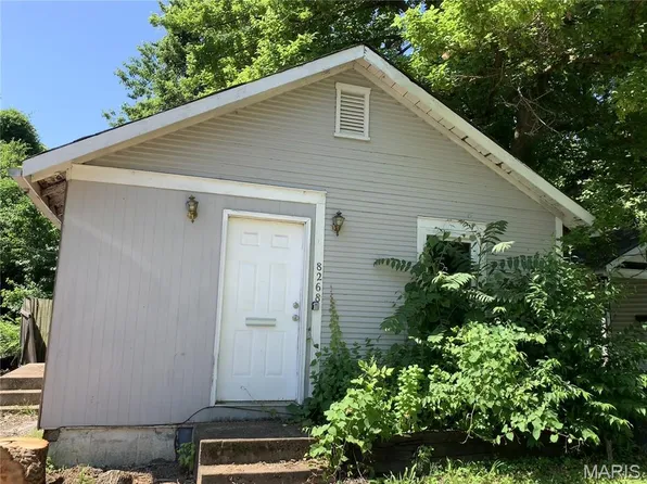 8268 Brenner Ave, Saint Louis, MO 63114
