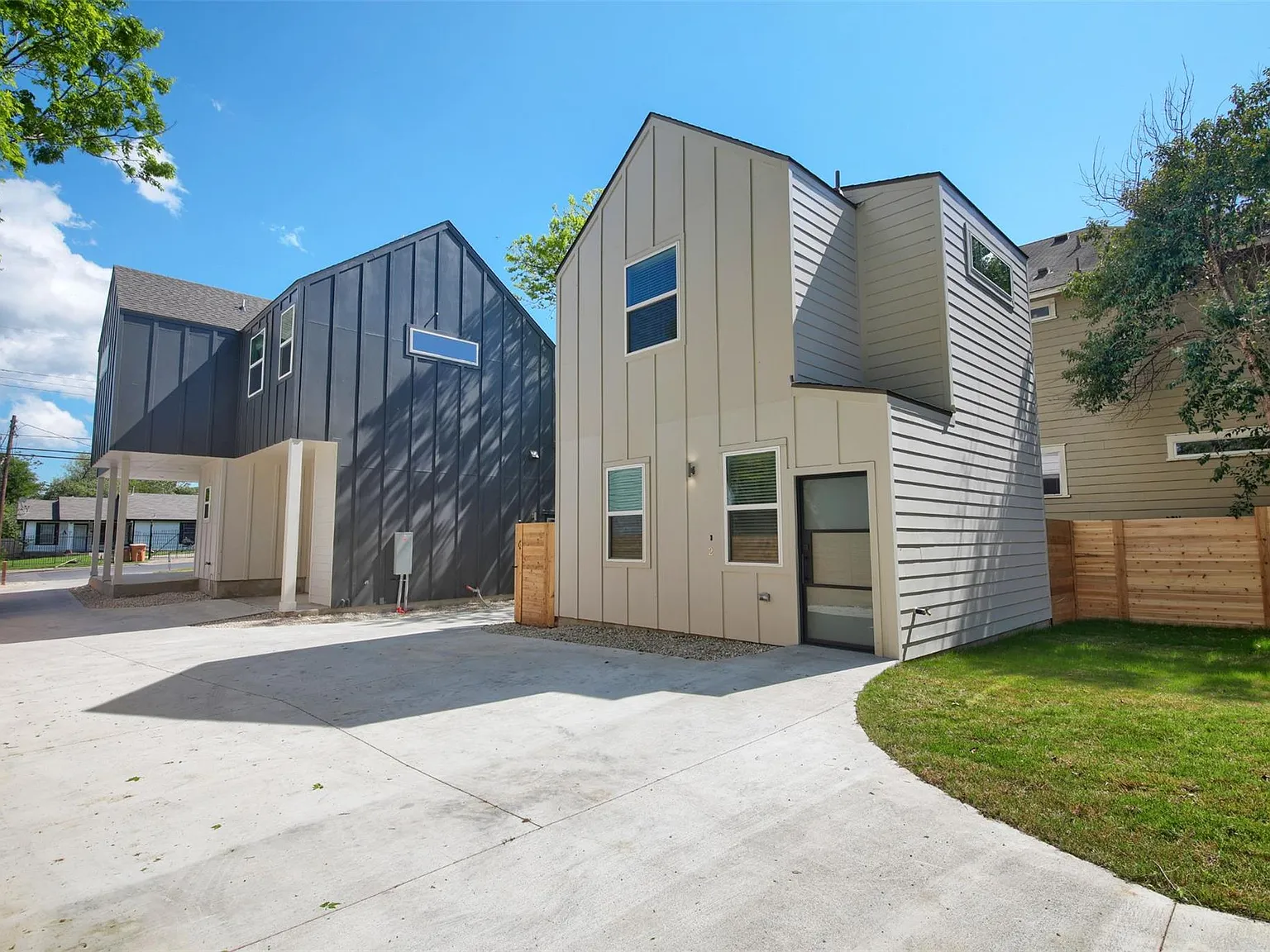 1 bed, 1.5 bath, 686 sqft, $1,650 — Photo 4