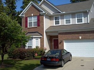 40 Edgebrook Cir, Durham, NC 27703