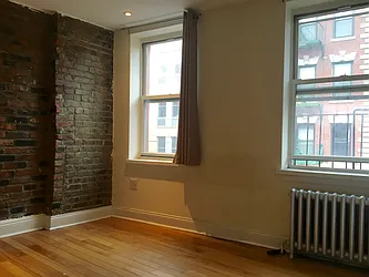 Rented by Urban Real Estate Property Group Inc