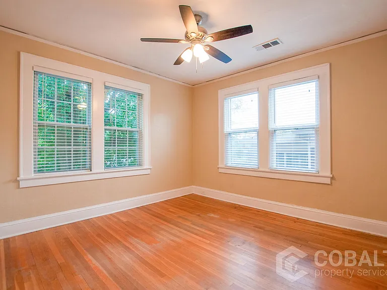 993 N Highland Ave NE #6 — Photo 7