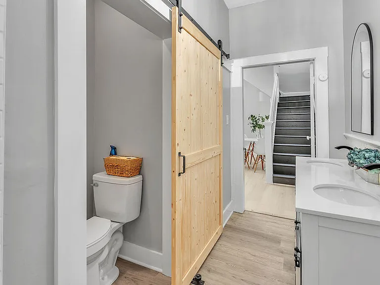 139 S 8th St #137 — Photo 6