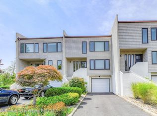 57 Bridgewaters Dr APT 2, Oceanport, NJ 07757