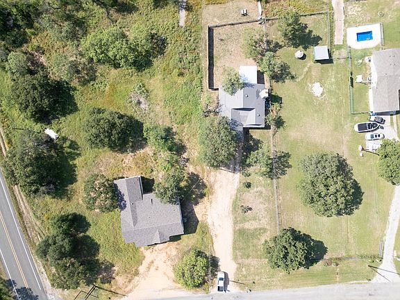3rd image of 312 N Summit Trail