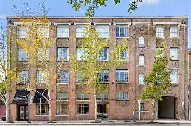 1st image of 402 Julia St APT 208