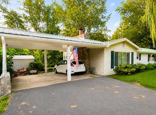 31031 Lee Hwy, Glade Spring, VA 24340
