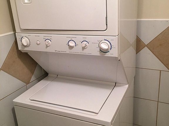 4th image of 7527 S Essex Ave #2N