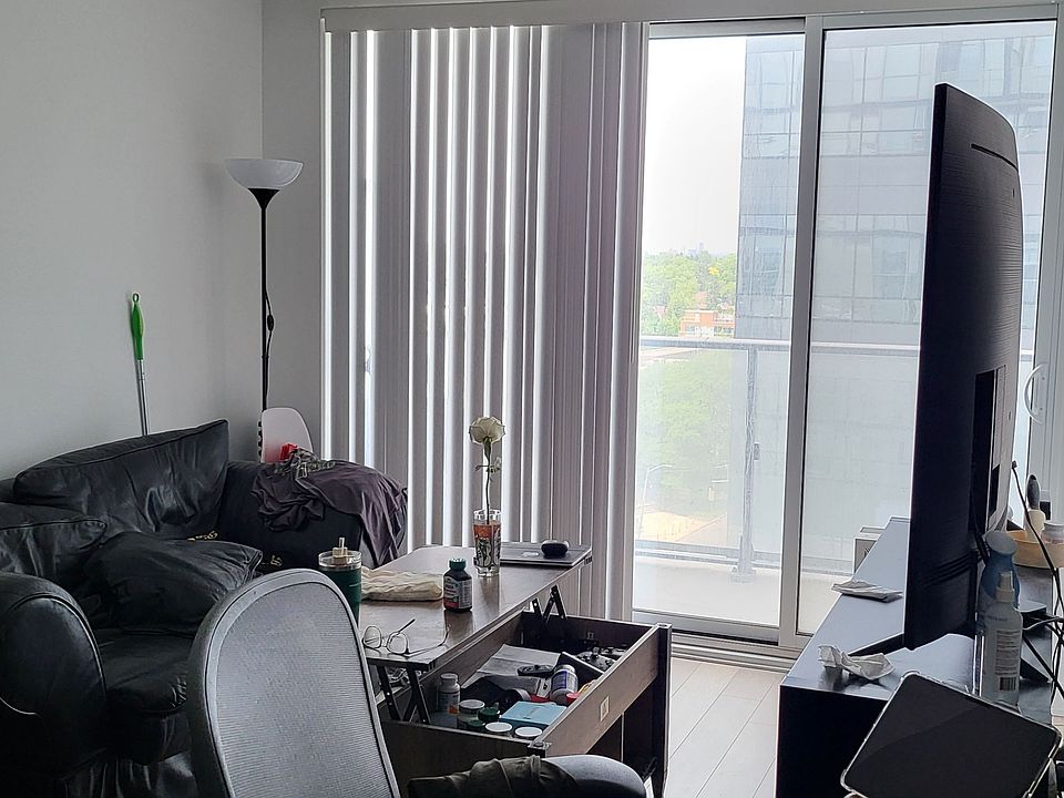 2nd image of 5180 Yonge St #704