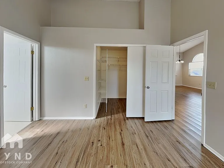 2800 Falling Tree Cir — Photo 10