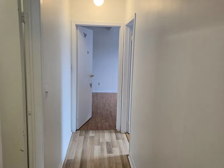 5126 Victoria Ave #6 — Photo 9