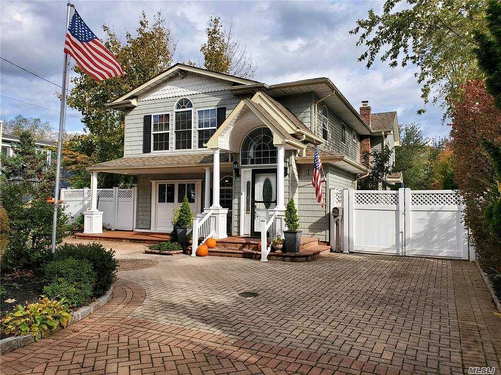 149 Rollstone Ave, West Sayville, NY 11796 Zillow