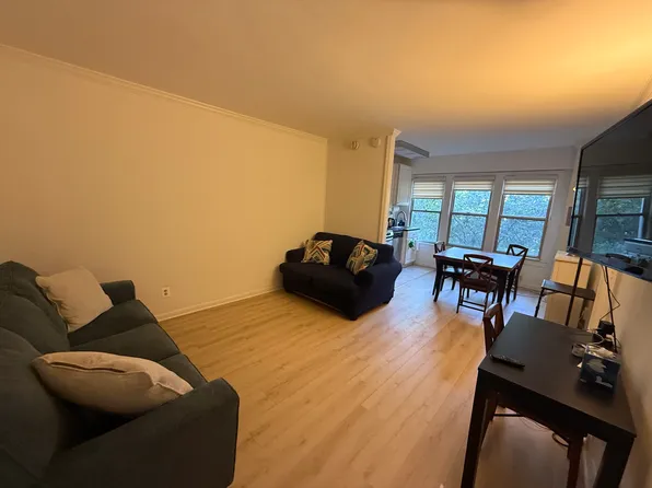 2500 Q St NW, Washington, DC