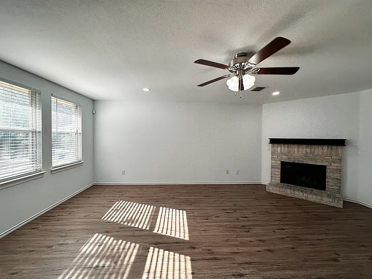 12943 Vassar Dr — Photo 5