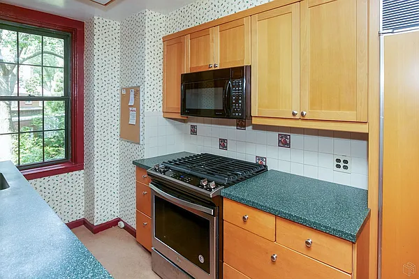 Sold by Halstead Real Estate | media 40