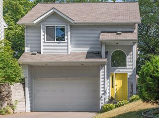 4626 Kildare Rd, Mound, MN 55364