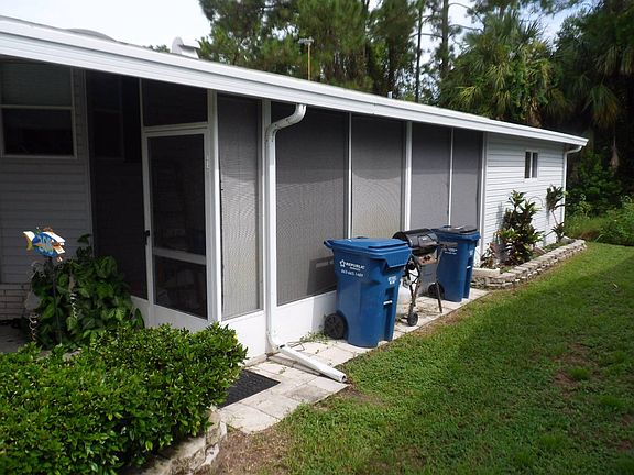 4th image of 308 Maple Crest Dr