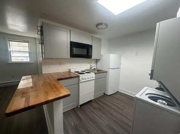 8 Maryland Ave APT 1M, Annapolis, MD 21401