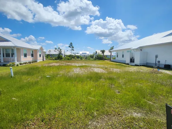 119 Ocean Plantation Cir, Mexico Beach, FL 32456