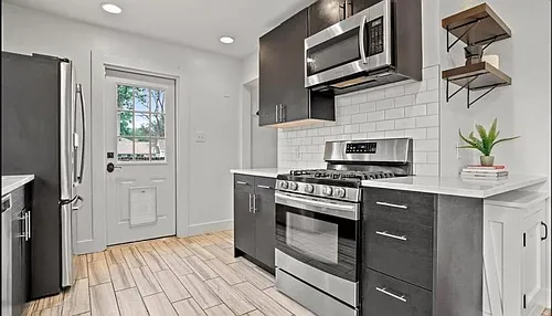 2057 S Williams St Photo 1