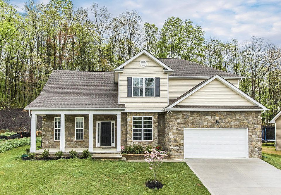 1st image of 3036 Oakwood Hills Ln