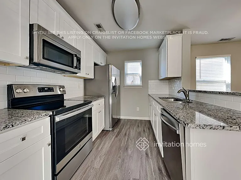 3926 Damask Dr — Photo 7