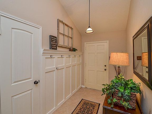 3rd image of 17426 Masonridge Dr