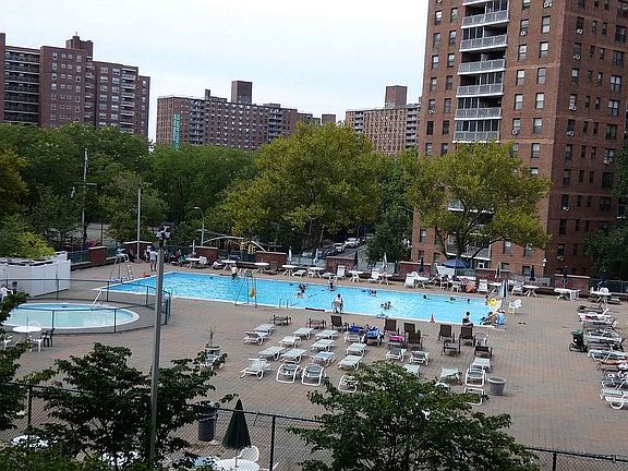 Public Swimming pool