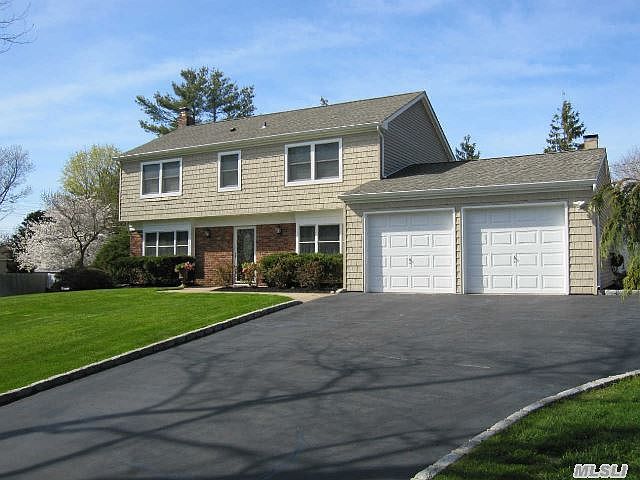 1st image of 5 Mosshill Pl