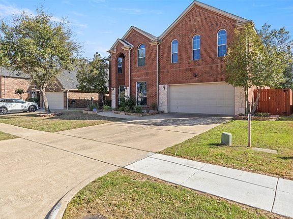 2nd image of 2235 Tawny Owl Rd