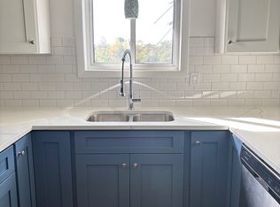 8410 Captons Ln, Darien, IL 60561