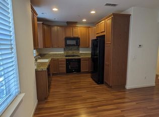 210 Peppermint Tree Ter UNIT 3, Sunnyvale, CA 94086