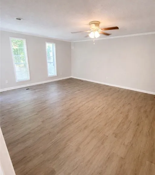 1611 E Henry St #B — Photo 5