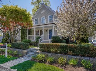 9 Fairfield Ave, Old Greenwich, CT 06870