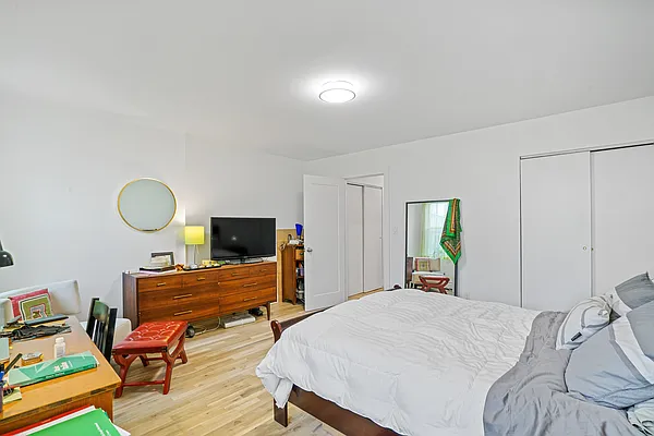 Rented by Corcoran | media 12