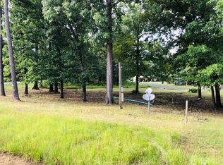 400 W Woodland Shores Dr, Pointblank, TX 77364