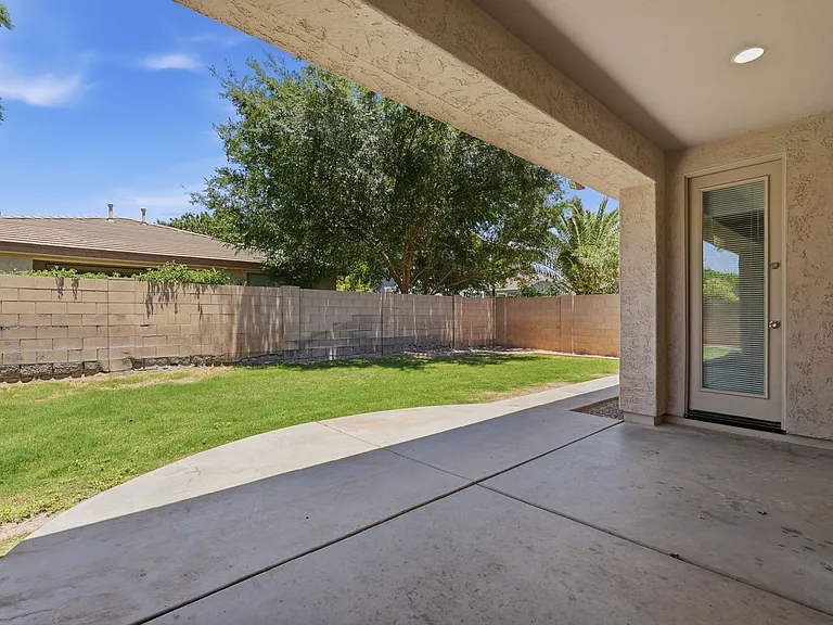 4058 E Bruce Ave — Photo 11