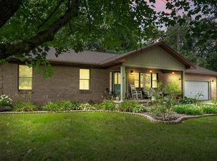 4166 Greenbriar Rd, Utica, KY 42376