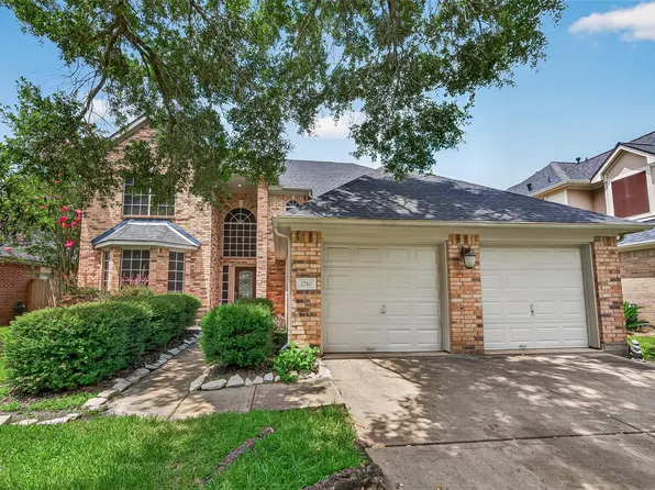 2710 Five Oaks Dr, Missouri City, TX 77459