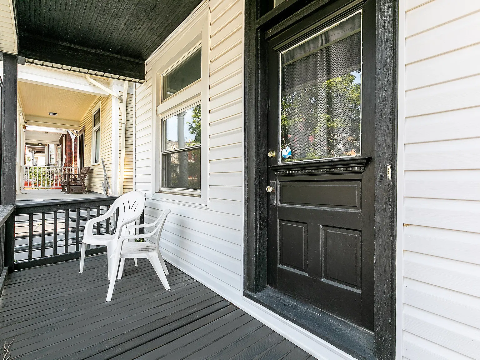 4 bed, 1684 sqft, $3,200 — Photo 3
