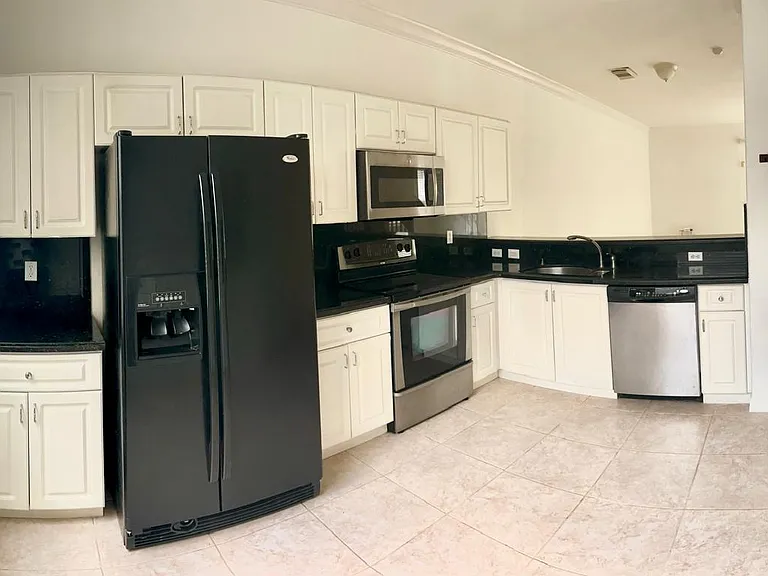 9064 SW 153rd Ct — Photo 5
