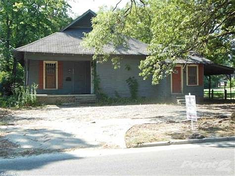 1st image of 1512 W 16th Ave