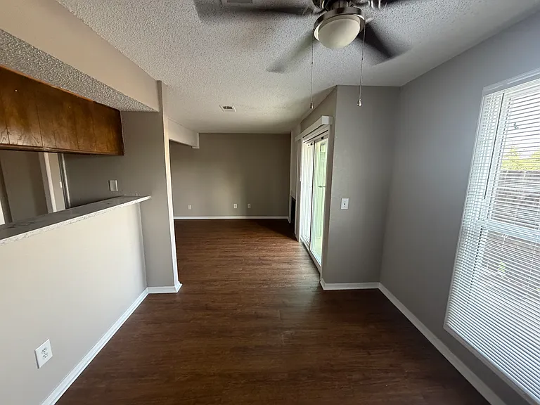 5117 S Delaware Pl #D — Photo 3