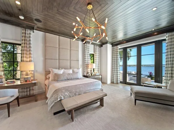 2810 SW Rivers End Way, Palm City, FL 34990