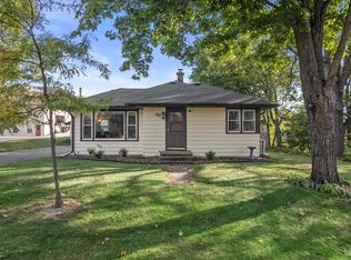 203 W Tomlinson St, Poynette, WI 53955