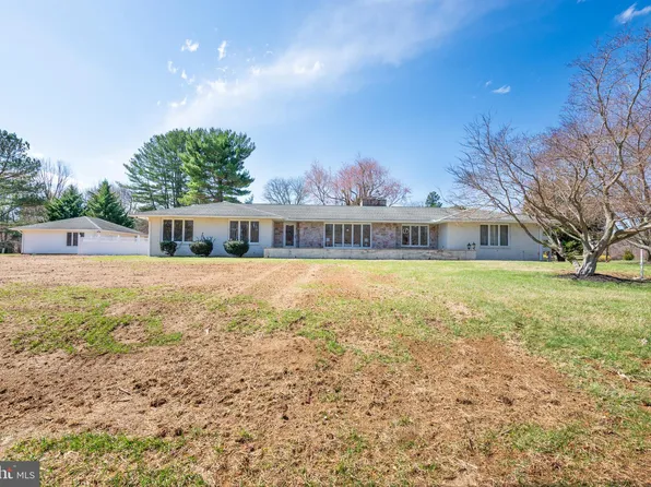 16 Billings Dr, Dover, DE 19901