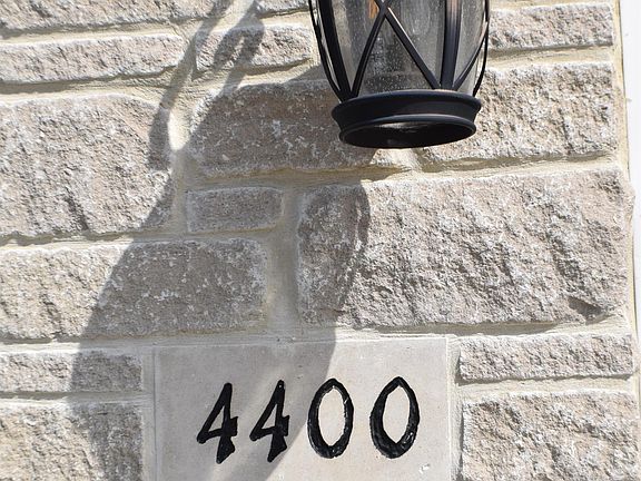 3rd image of 4400 S Calloway Ct