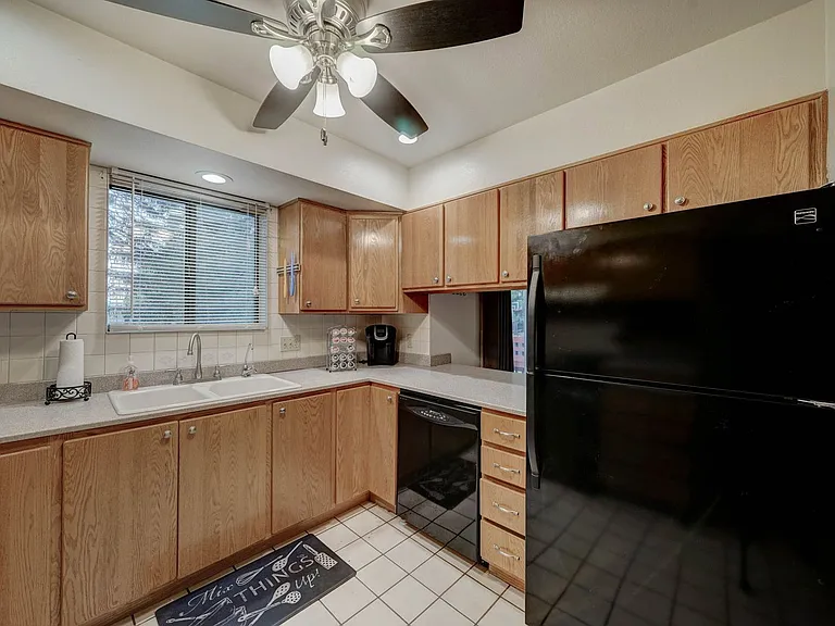 1540 N Spanish Moss Way — Photo 12