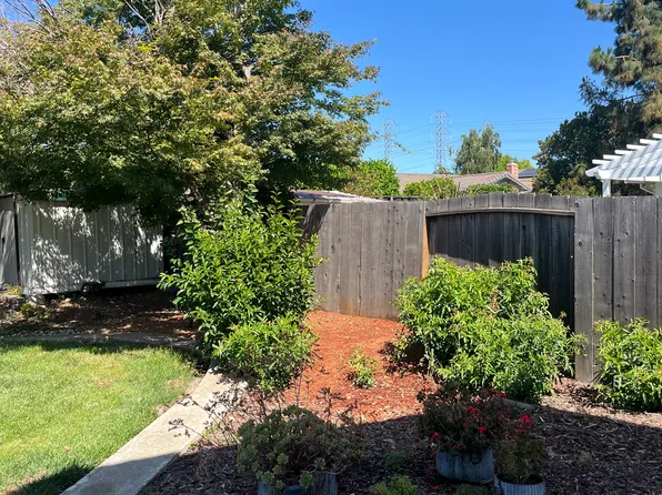 5571 Mary Jo Way, San Jose, CA 95124