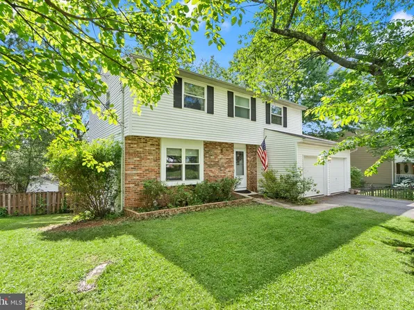 8196 Oakglen Rd, Manassas, VA 20110